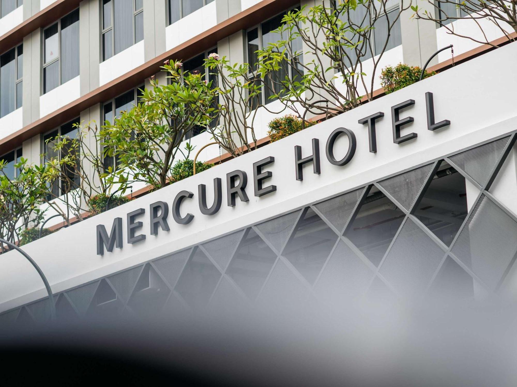 Mercure Singapore Tyrwhitt Exterior photo